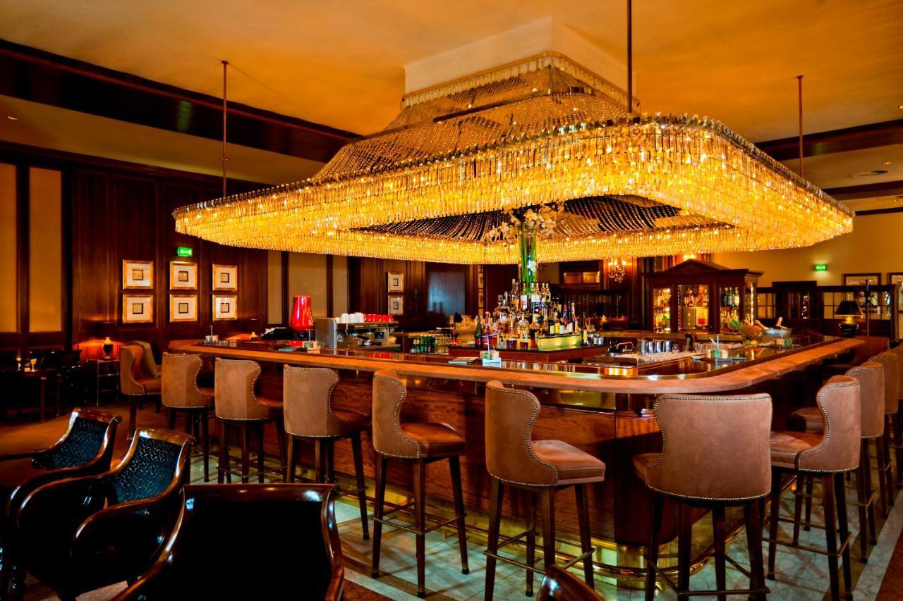 Intercontinental Wien By Ihg Esterno foto The bar at the Ritz