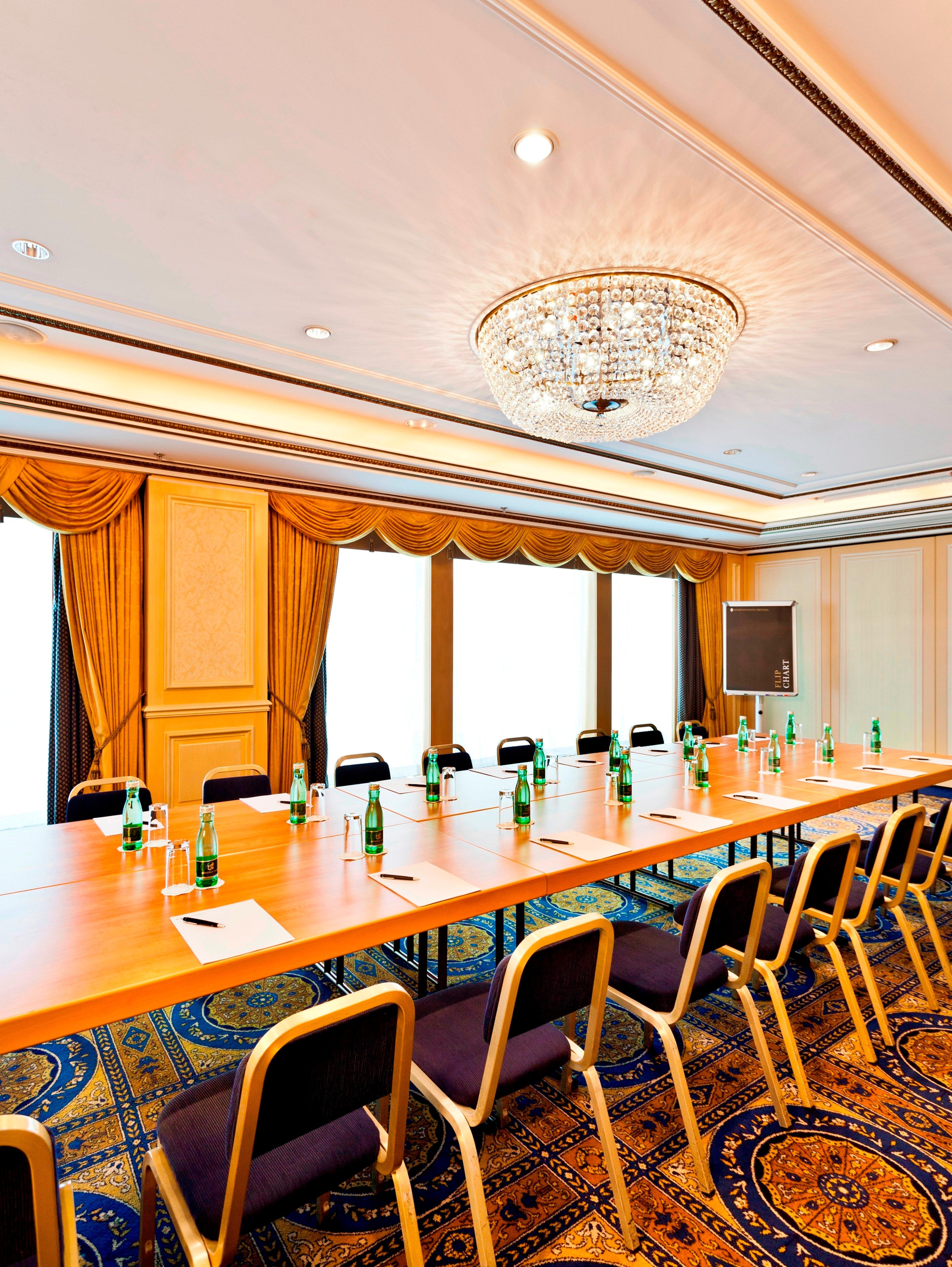 Intercontinental Wien By Ihg Esterno foto Meeting room