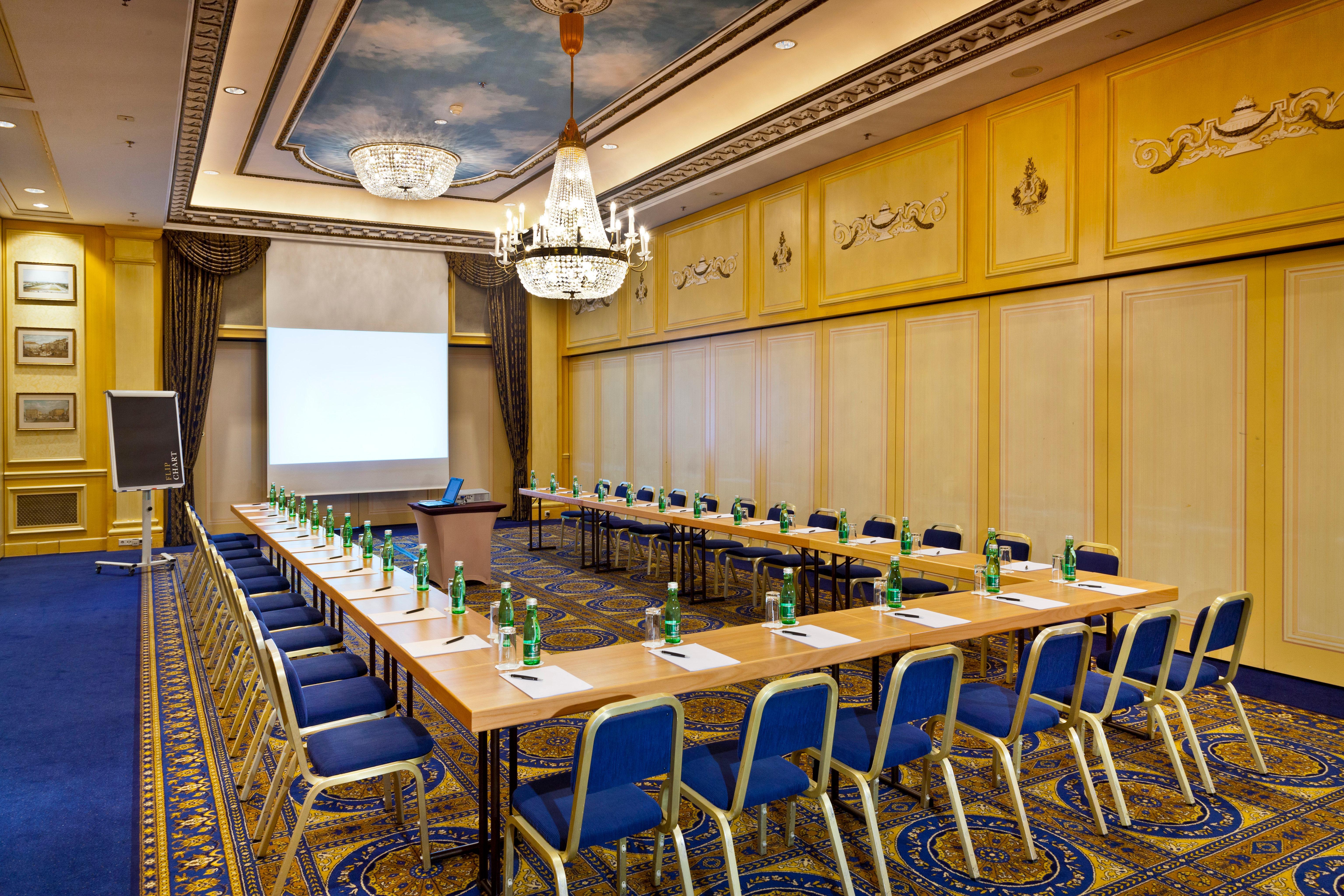 Intercontinental Wien By Ihg Esterno foto Meeting room