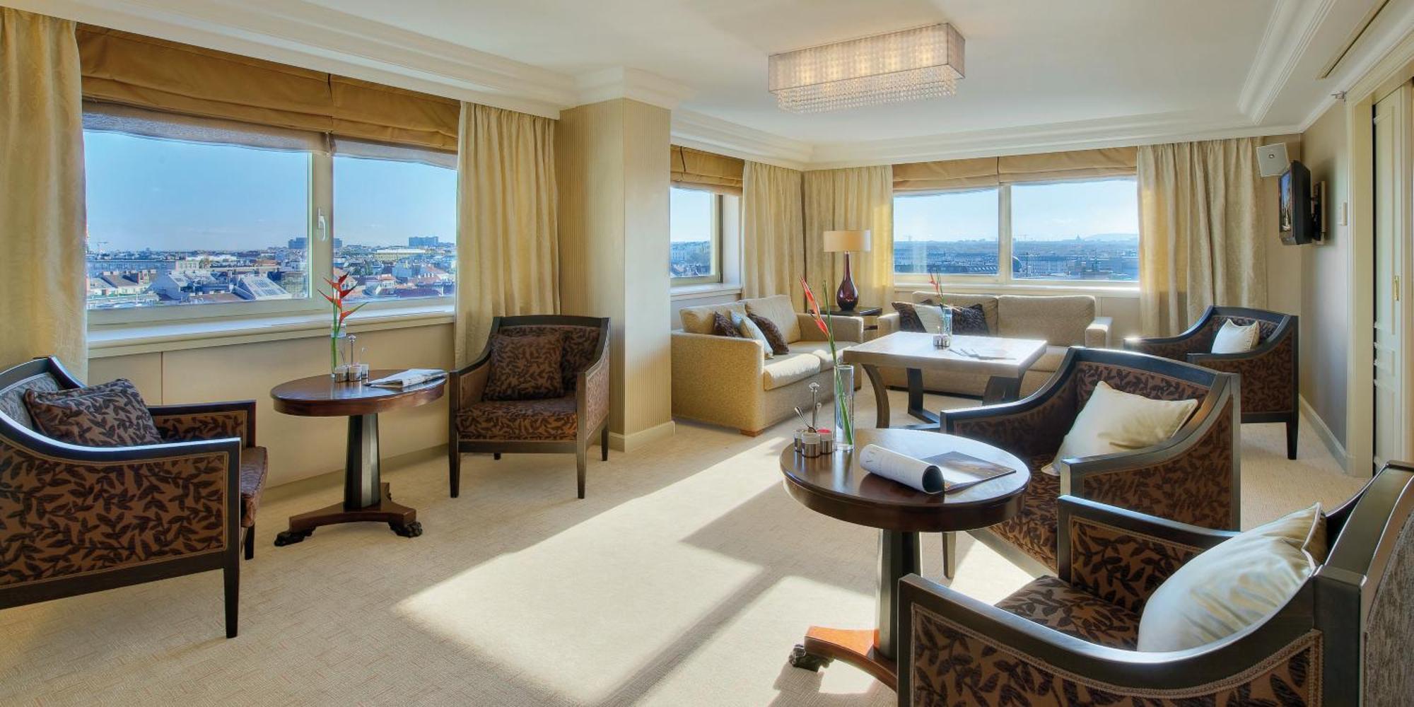Intercontinental Wien By Ihg Esterno foto A suite at the Westin Palace Madrid