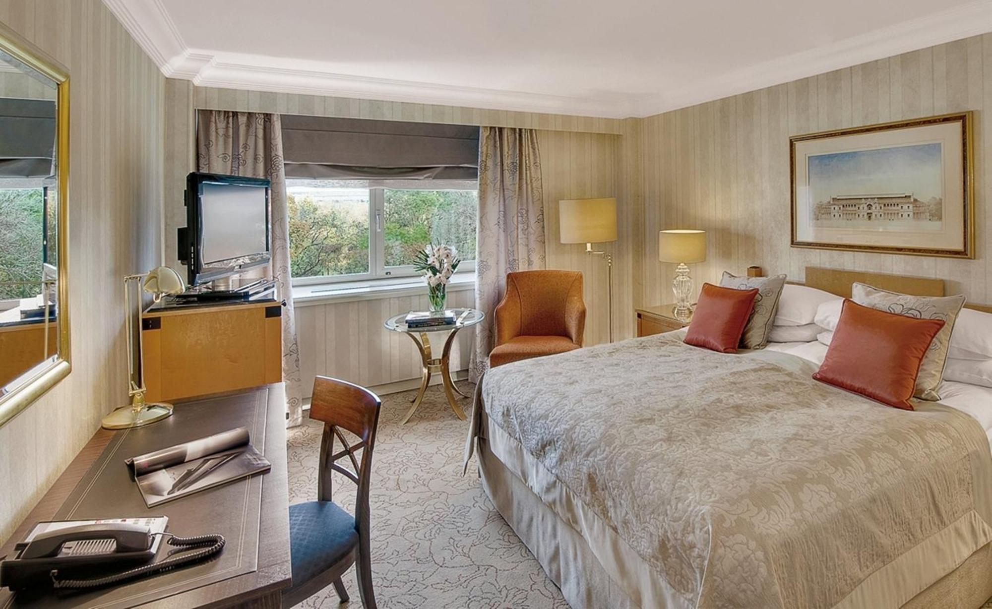 Intercontinental Wien By Ihg Esterno foto A room at the InterContinental London