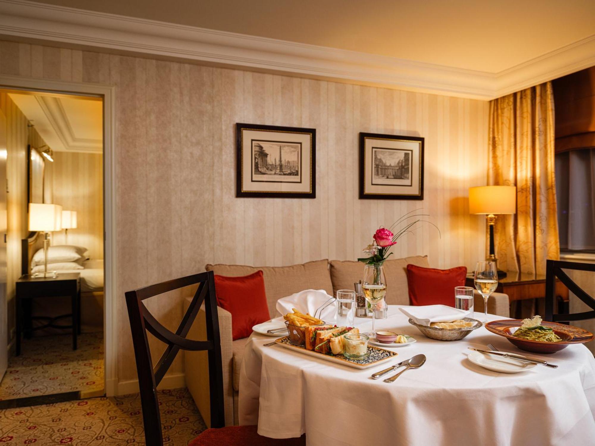 Intercontinental Wien By Ihg Esterno foto